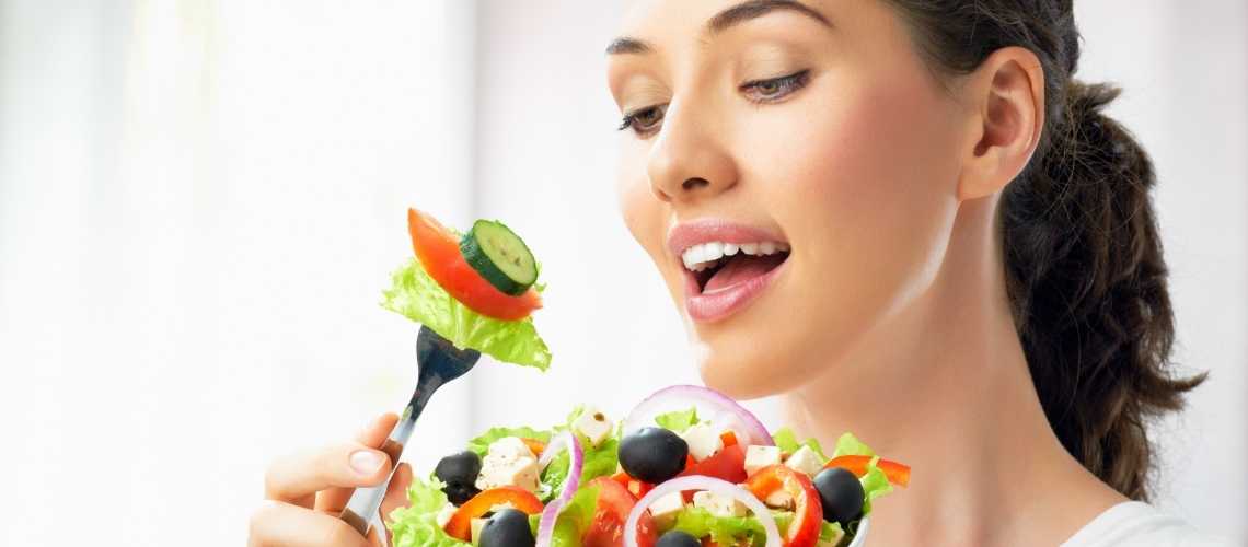 How Long After a Crown is Cemented Can I Eat?