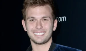Does Chase Chrisley Use Veneers?