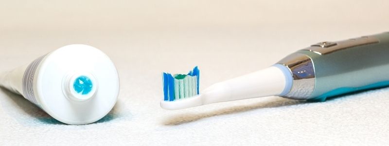 Can you use electric toothbrush with implants?
